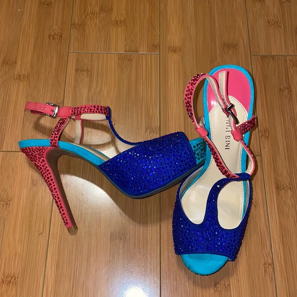 Gianni Bini Heels - Picture 2 of 4